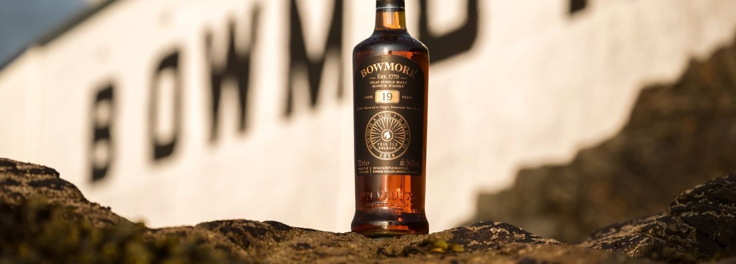 Bowmore 19 bottle Desktop